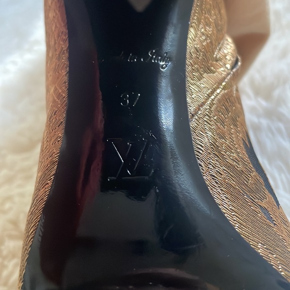 Louis Vuitton Silhouette Booties - Picture 5 of 7